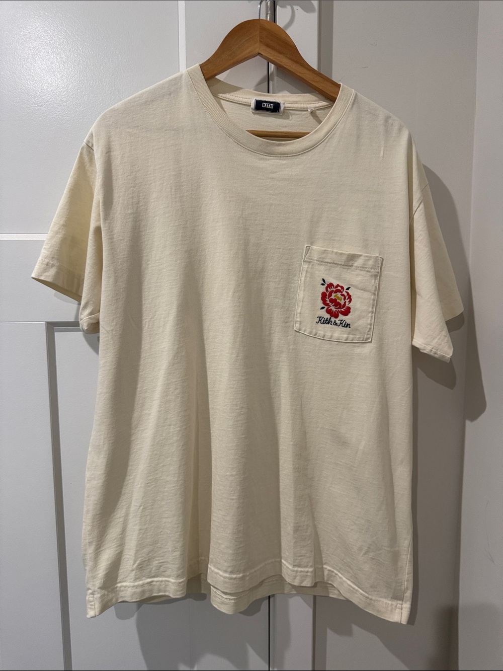 KITH peony pocket tee